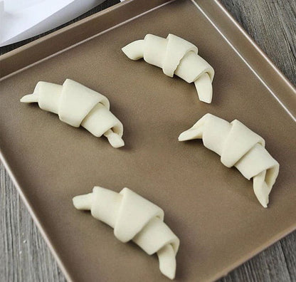 Croissant Dough Roller Cutter